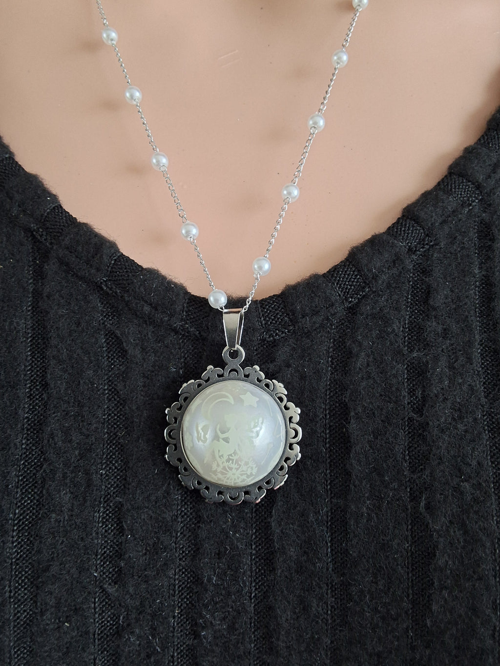 Collier rond à dentelle moyenne perle blanche de la fée penny 1