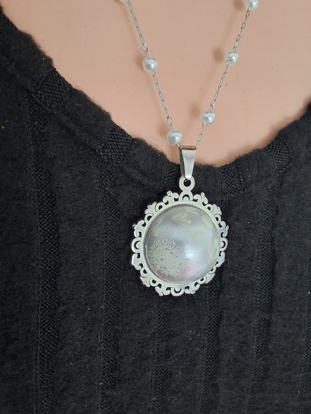 Collier rond à dentelle moyenne perle blanche de la fée kanys