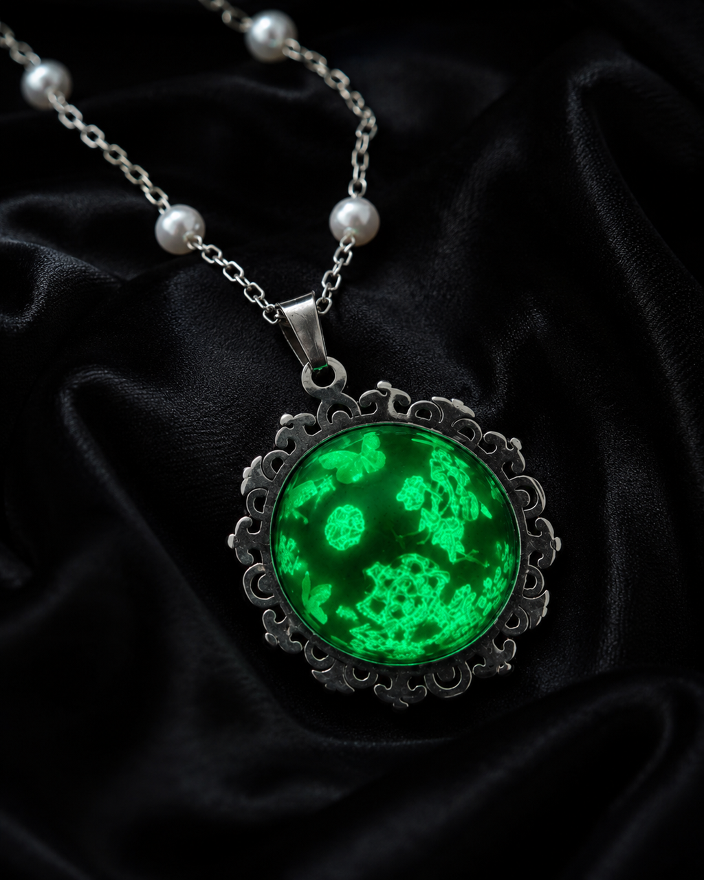 Collier rond à dentelle moyenne perle blanche de la fée félicia