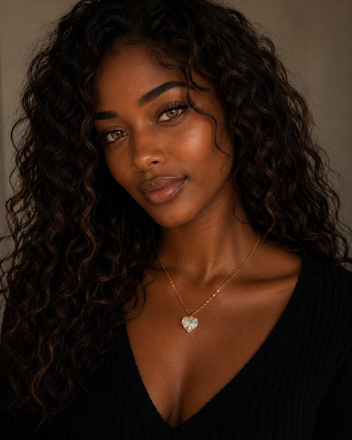 Collier petit cœur en cristal or 2