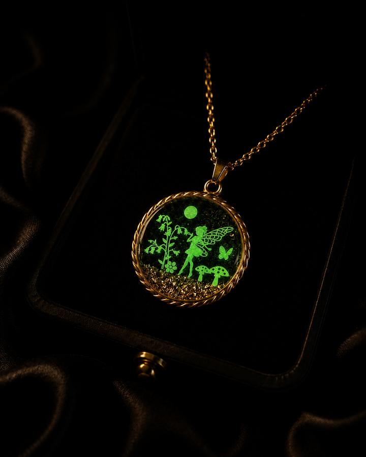 Collier avec pendentif rond à corde de la fée jadelia or