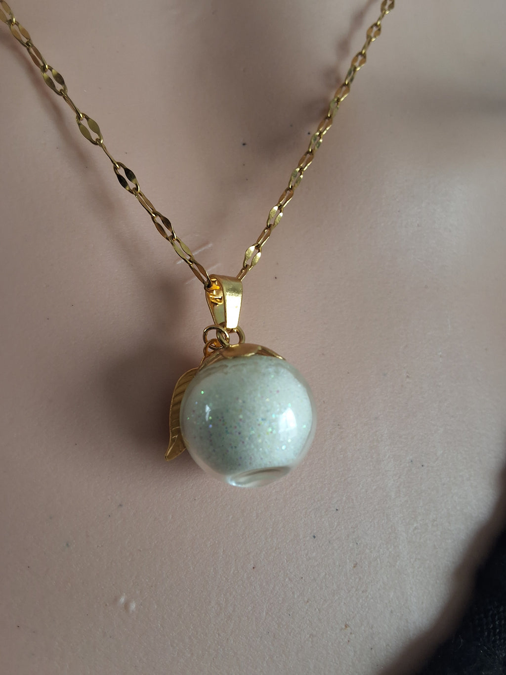 Collier Cramberry rouge