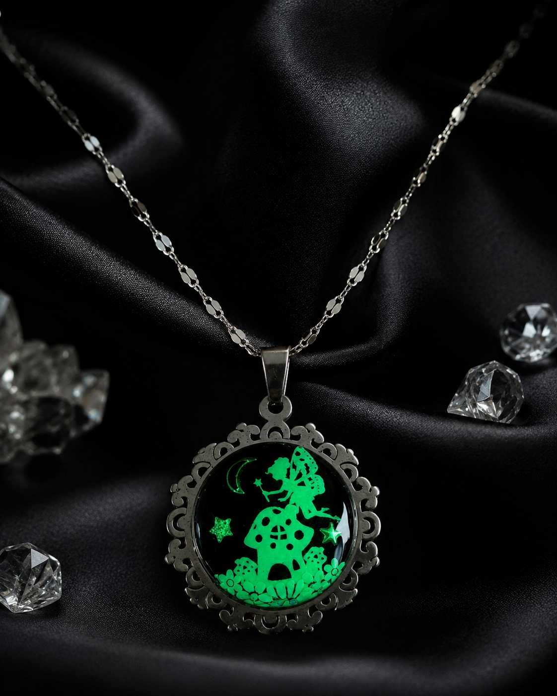 Collier de la fée félicia sur petite perle magique