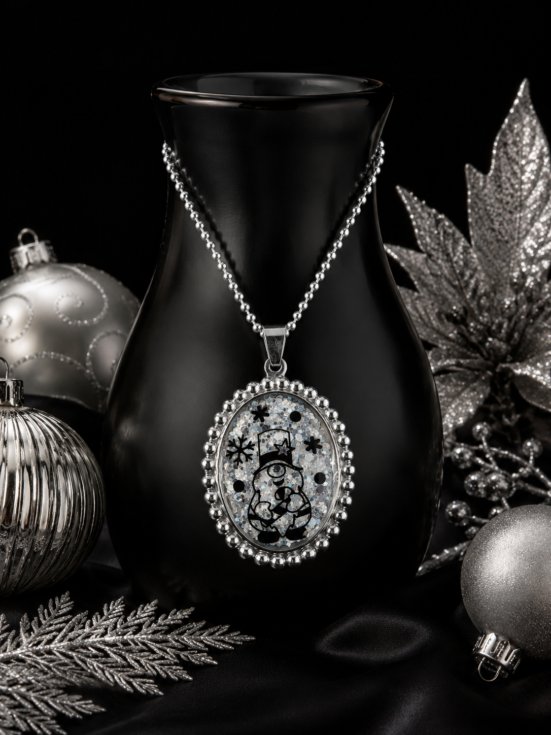 Collier Lutin du Père Noël – Magie Fluorescente vert
