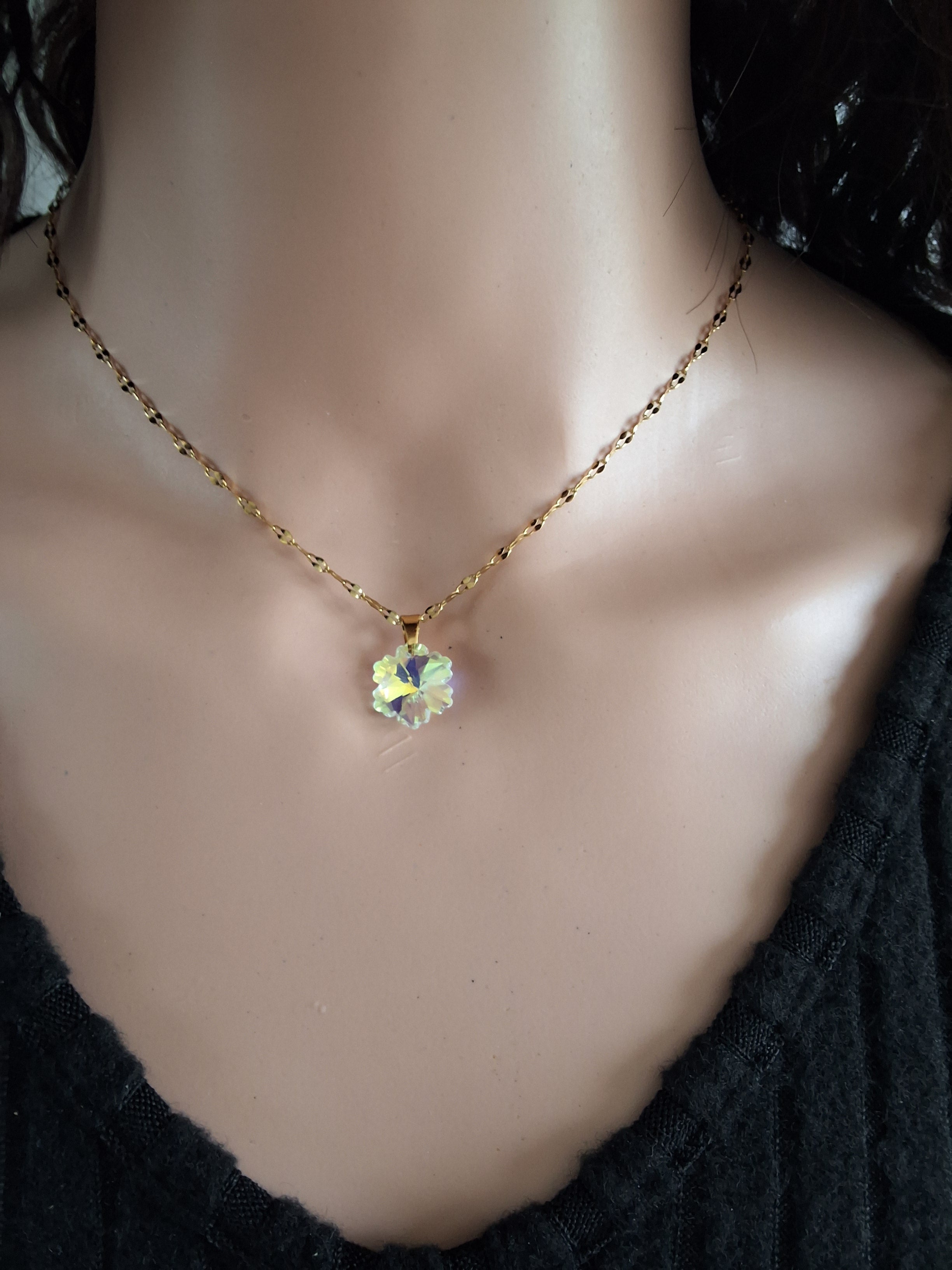 Collier petit flocon en cristal or 2