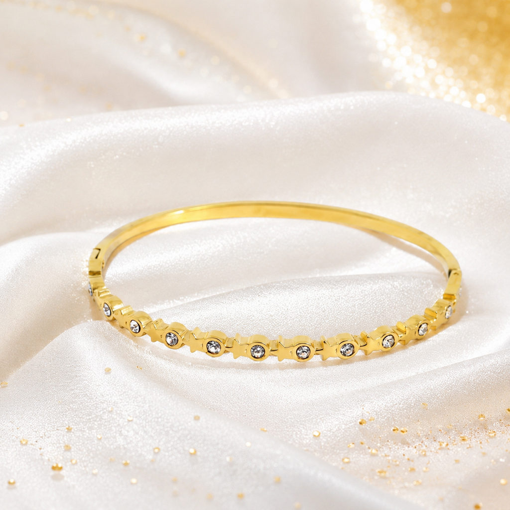 Le bracelet jonc doré étoilé