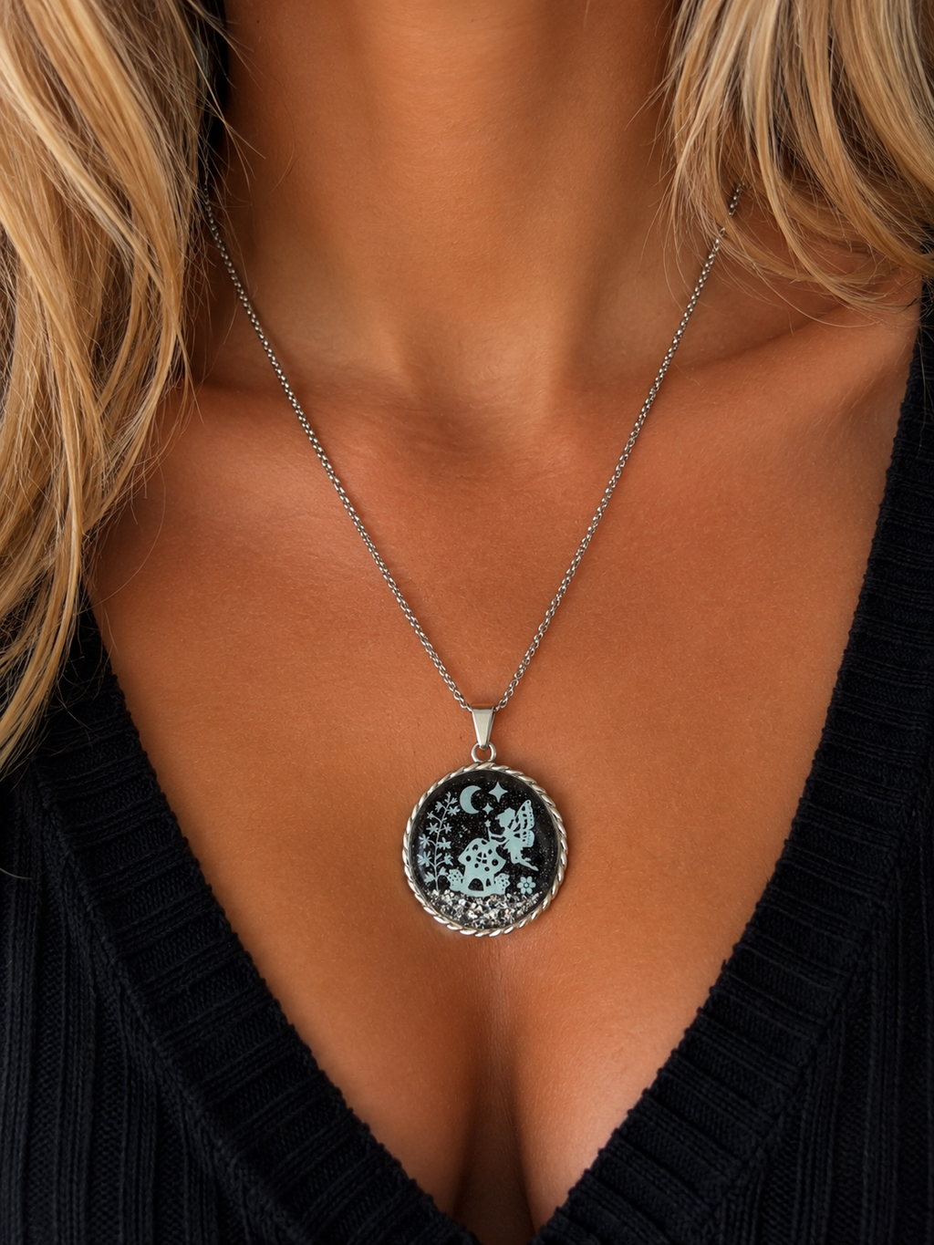 Collier avec pendentif rond à corde de la fée félicia argent