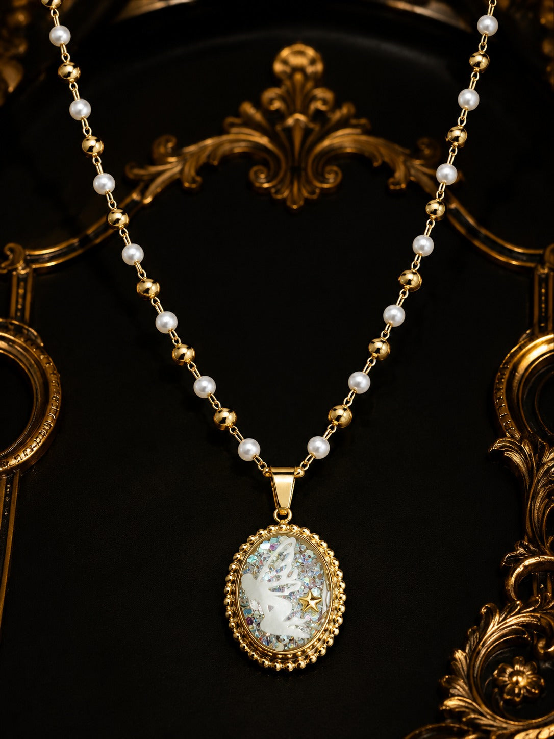 Collier Stellia – Fée lumineuse aux petites perles blanches