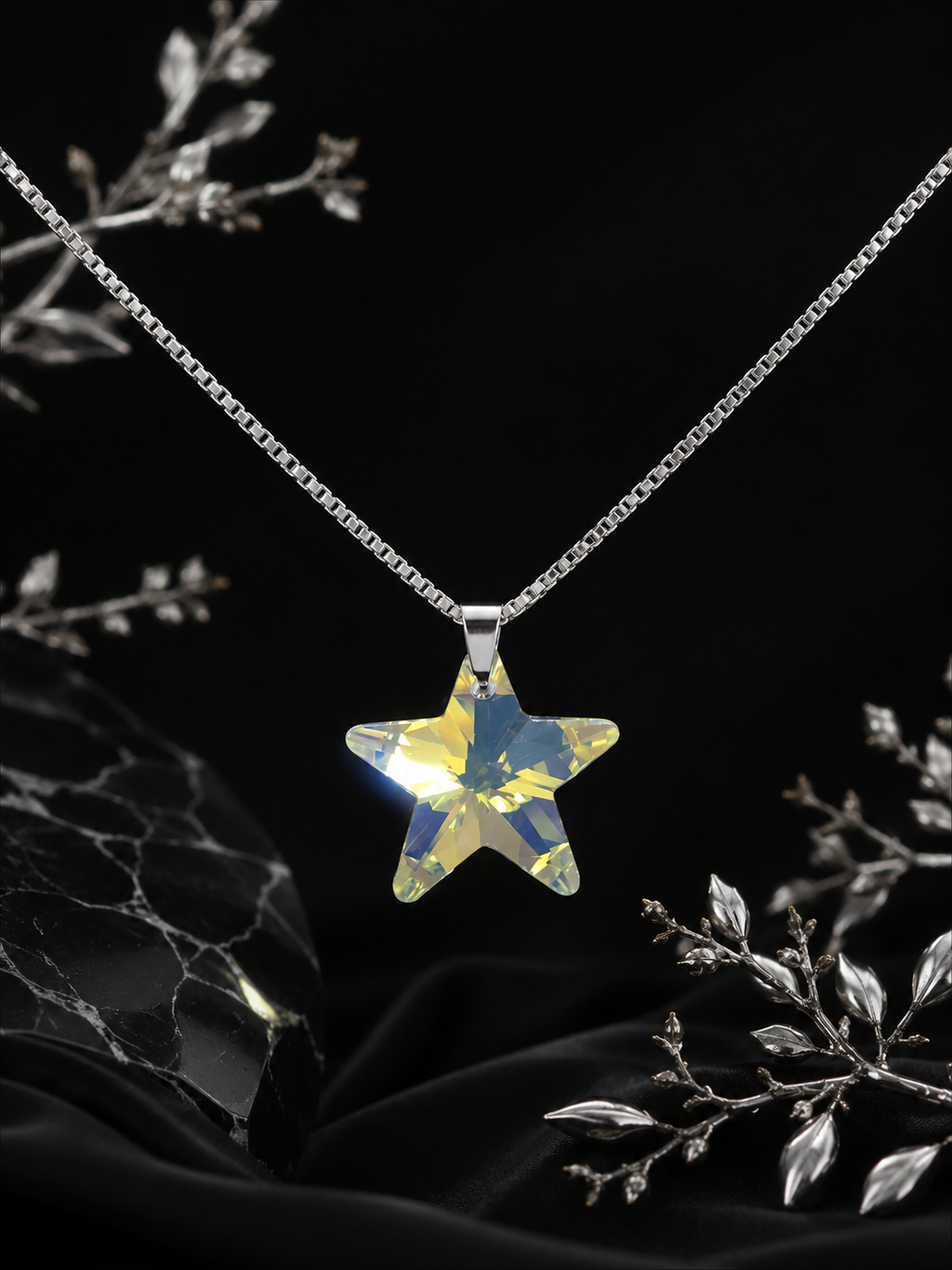 Le collier étoile du ciel en cristal argenté