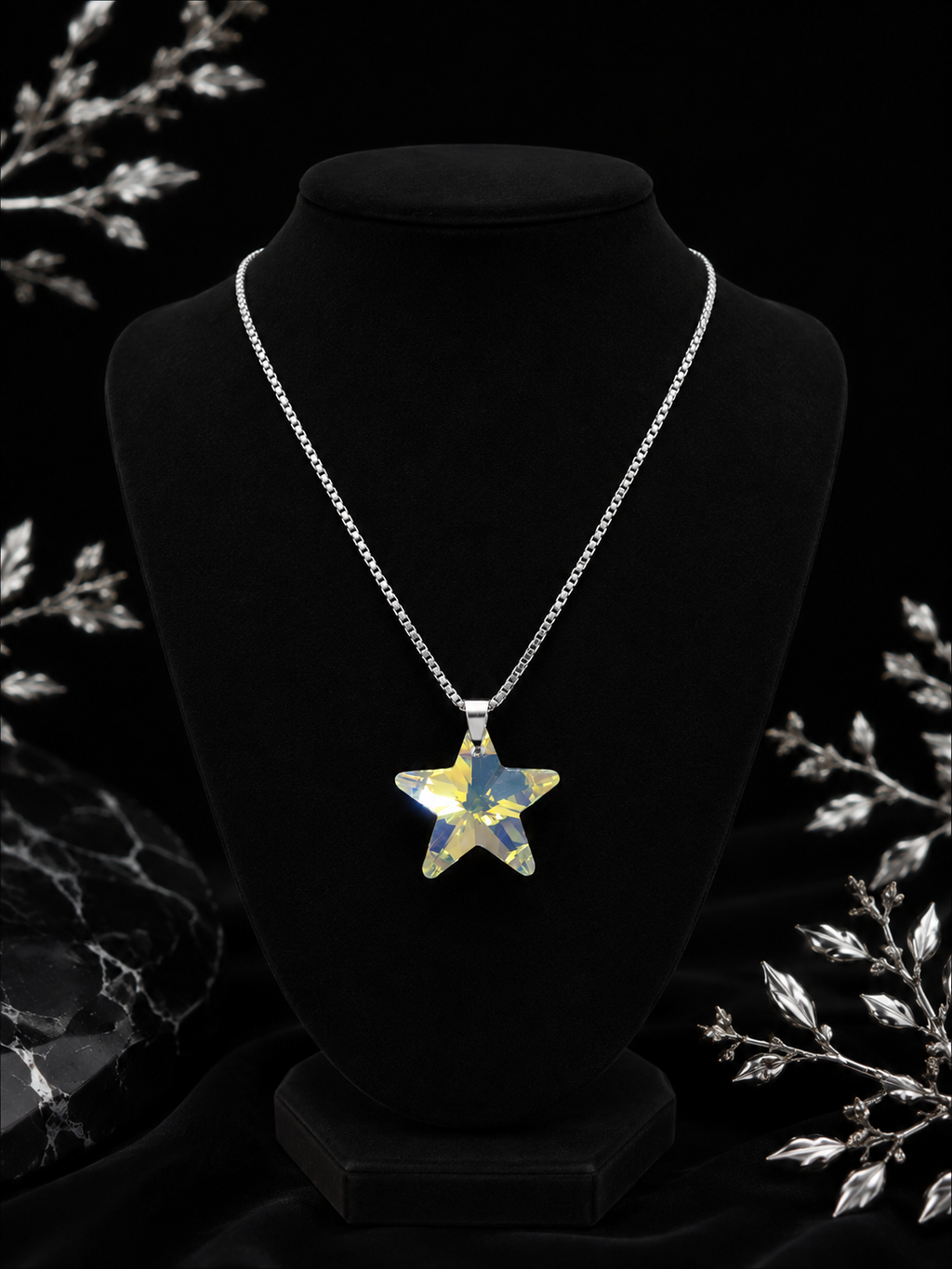 Le collier étoile du ciel en cristal argenté