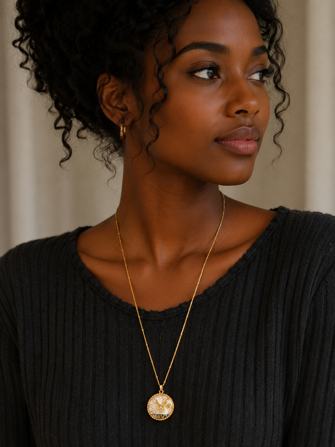 Collier de la fée planissette avec la fée mina