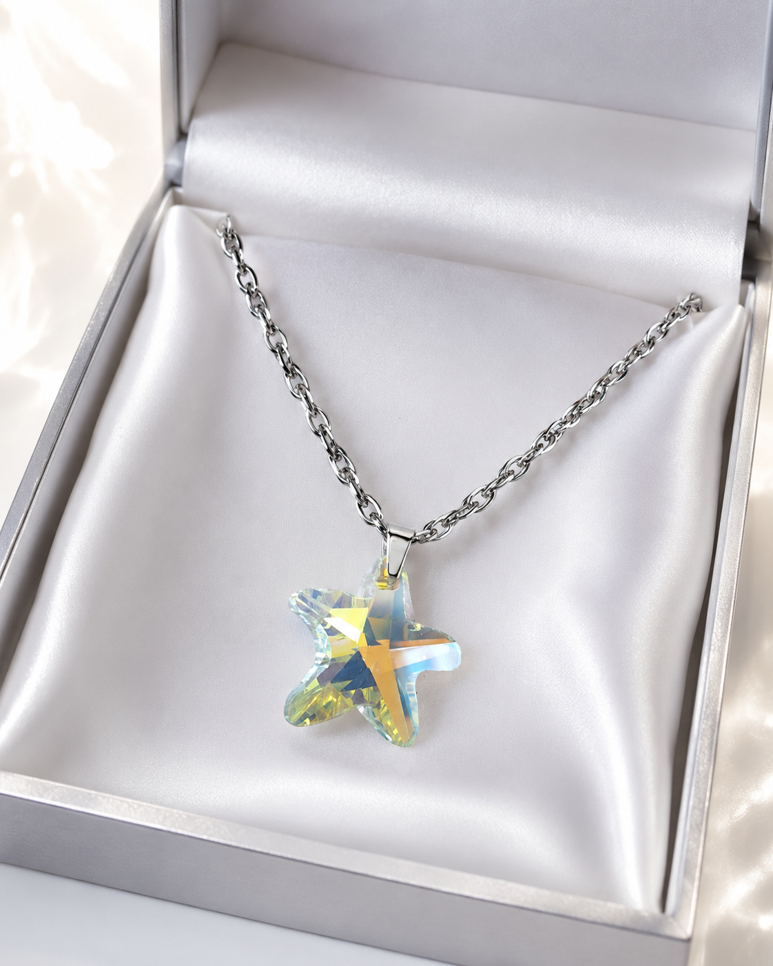 Le collier grosse étoile marine en cristal argenté