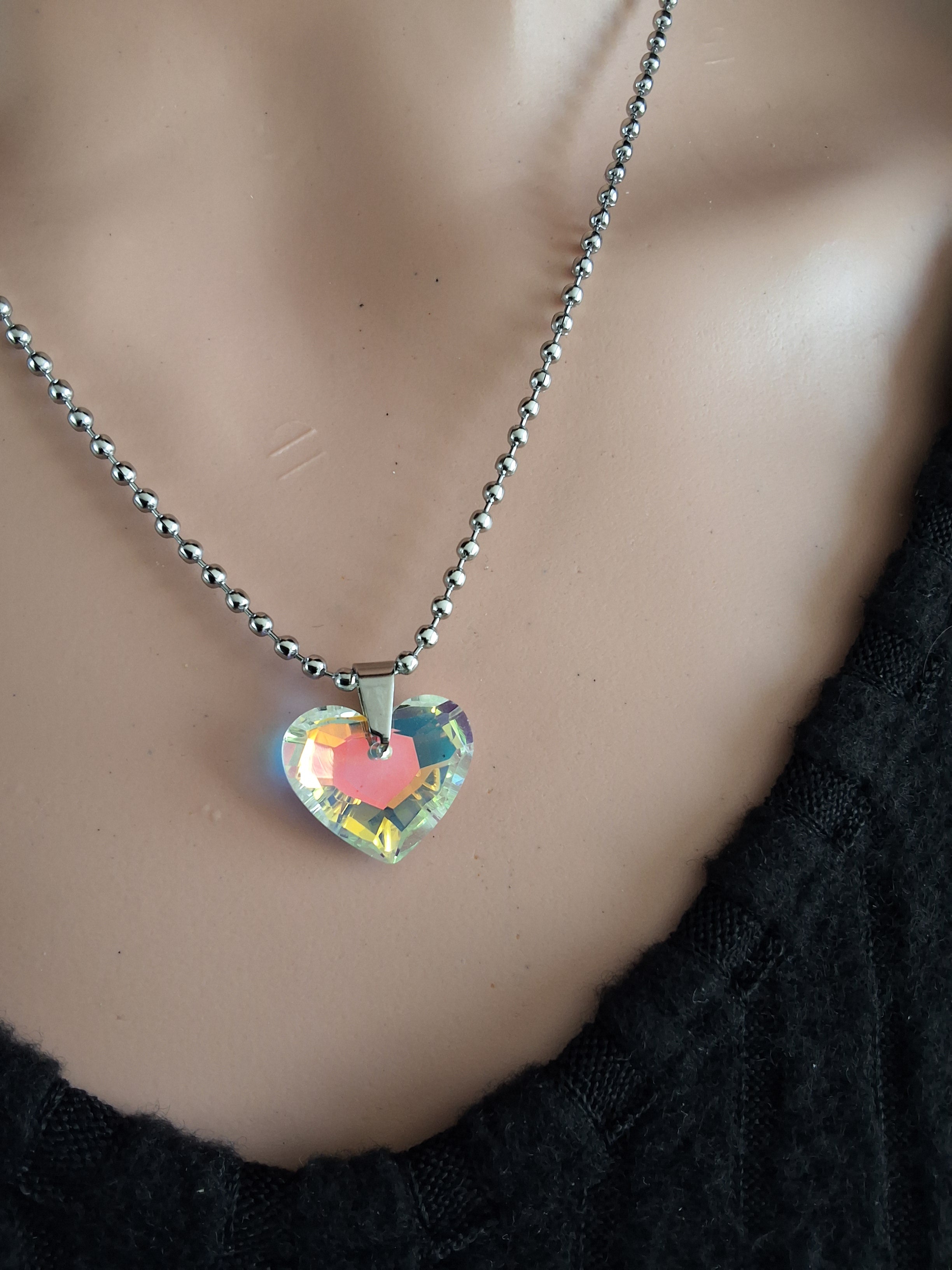 Collier gros cœur en cristal argent