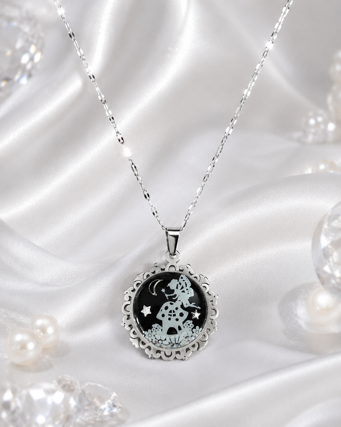Collier de la fée félicia sur petite perle magique