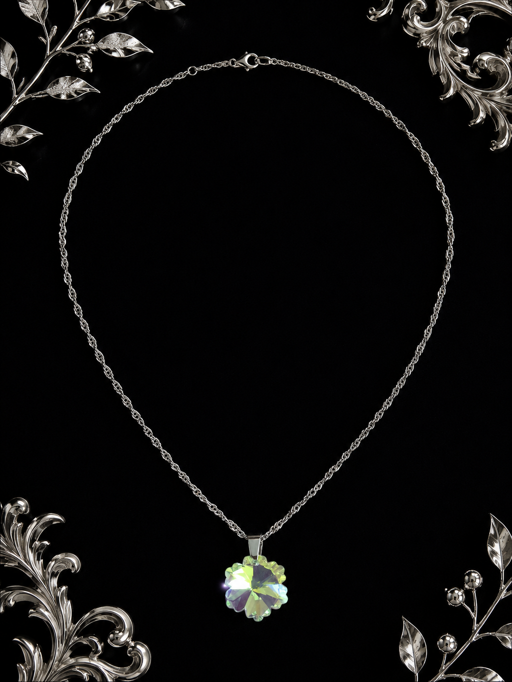 Le collier petit flocon en cristal argenté