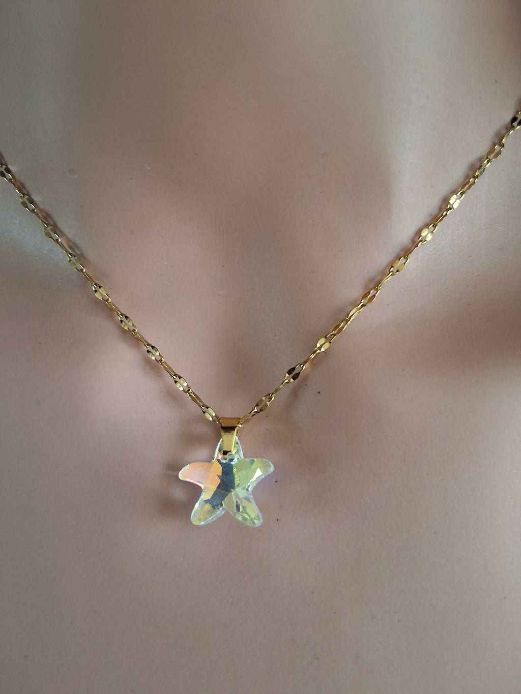 Collier petite étoile de mer en cristal or 2