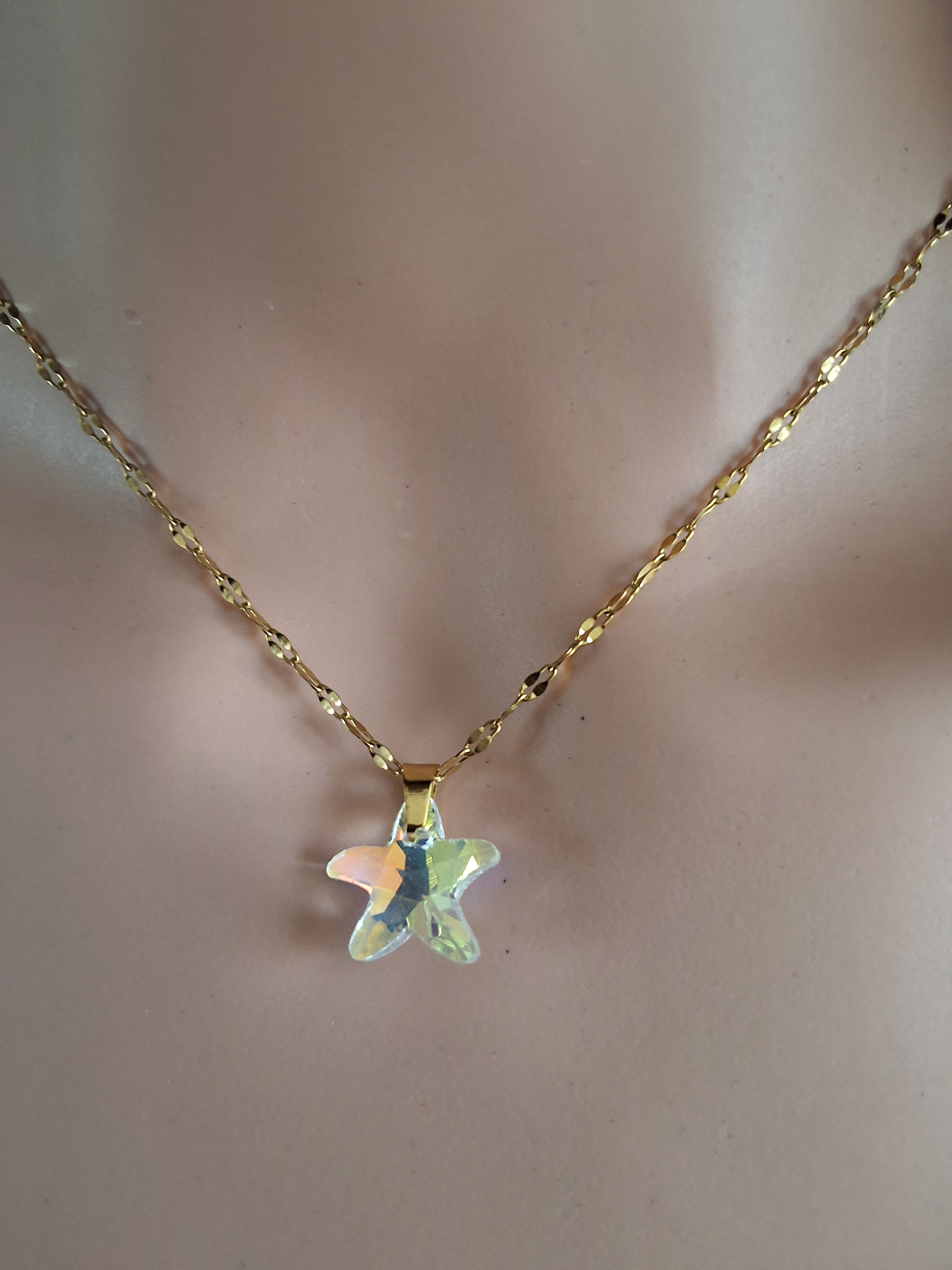 Collier petite étoile de mer en cristal or 2