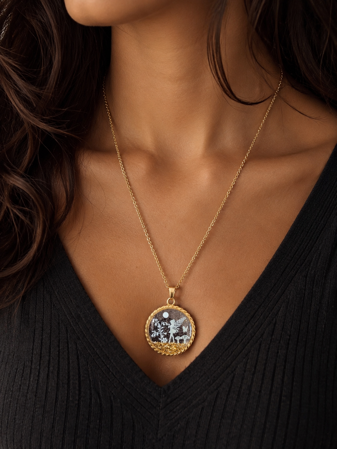 Collier avec pendentif rond à corde de la fée jadelia or