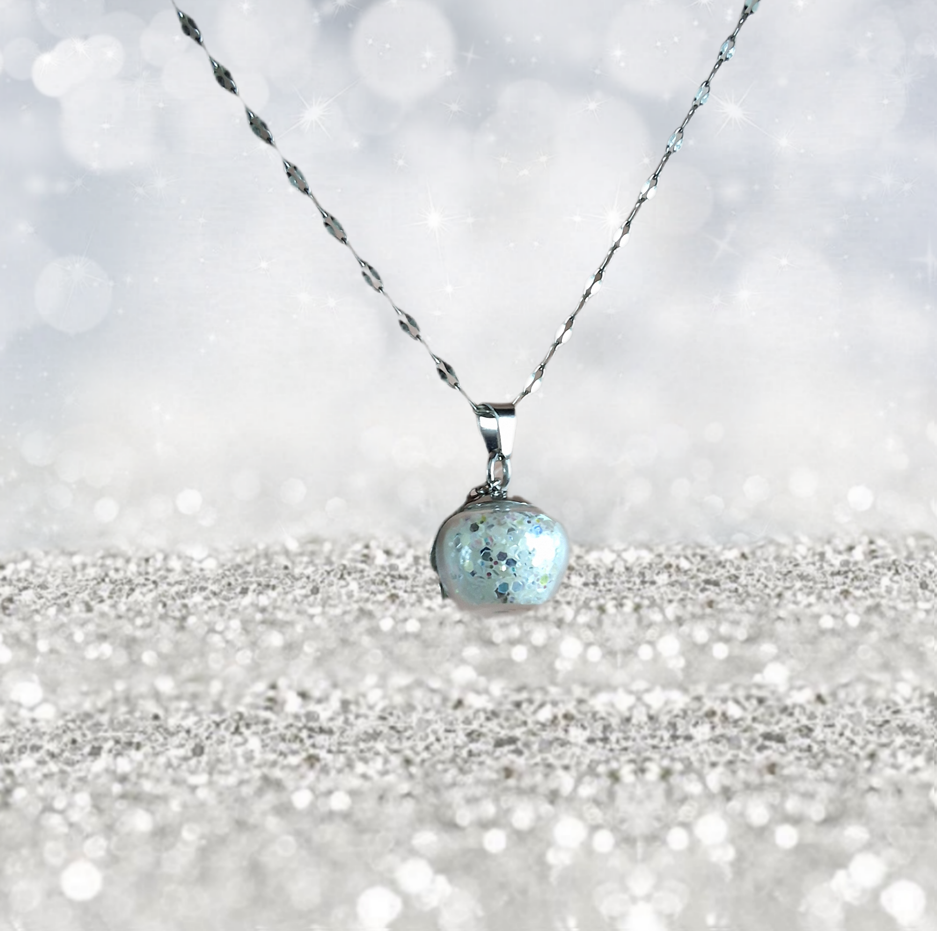 Collier grosses pommes vertes