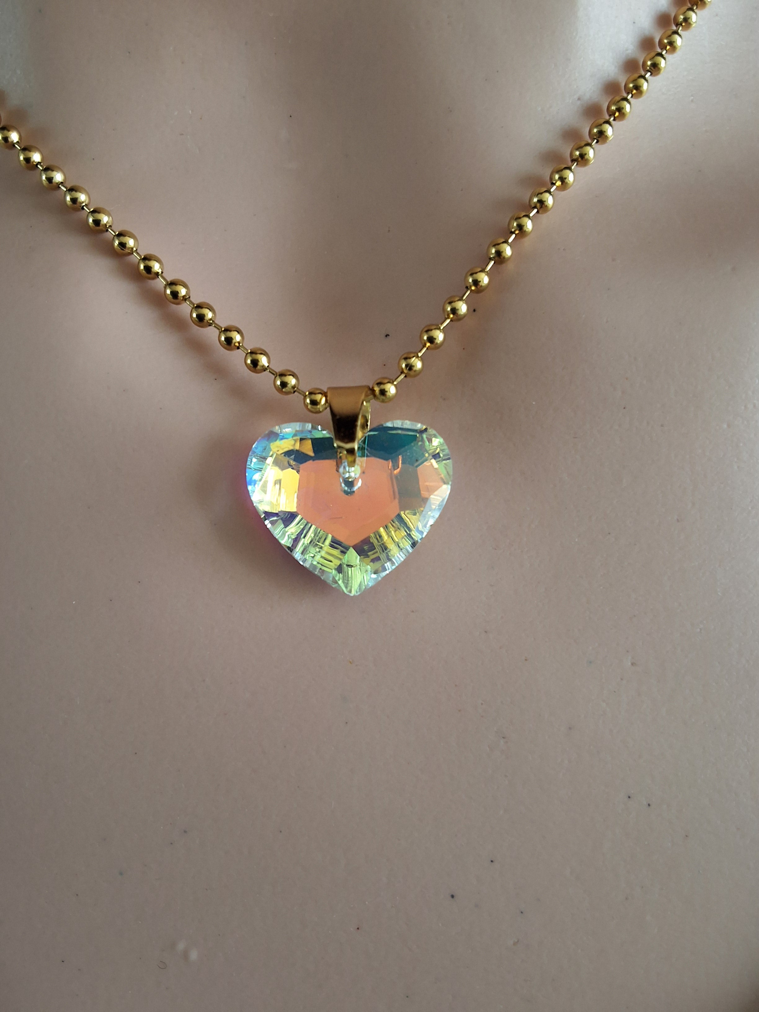 Collier gros cœur en cristal or