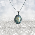 Collier imitation opale plat
