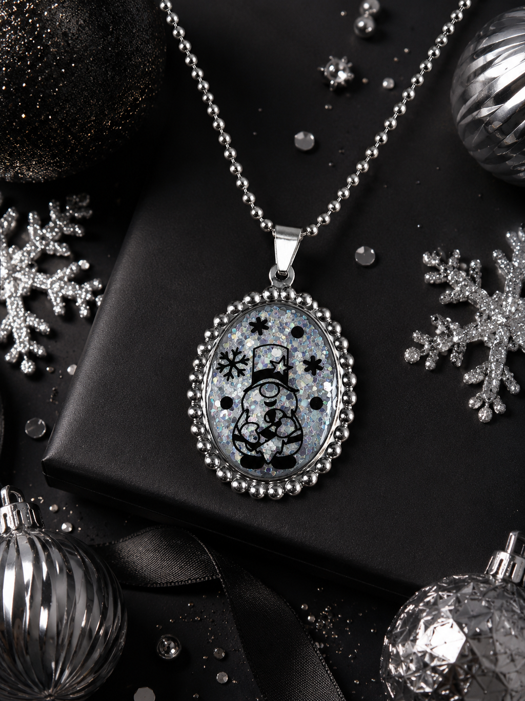 Collier Lutin du Père Noël – Magie Fluorescente bleu