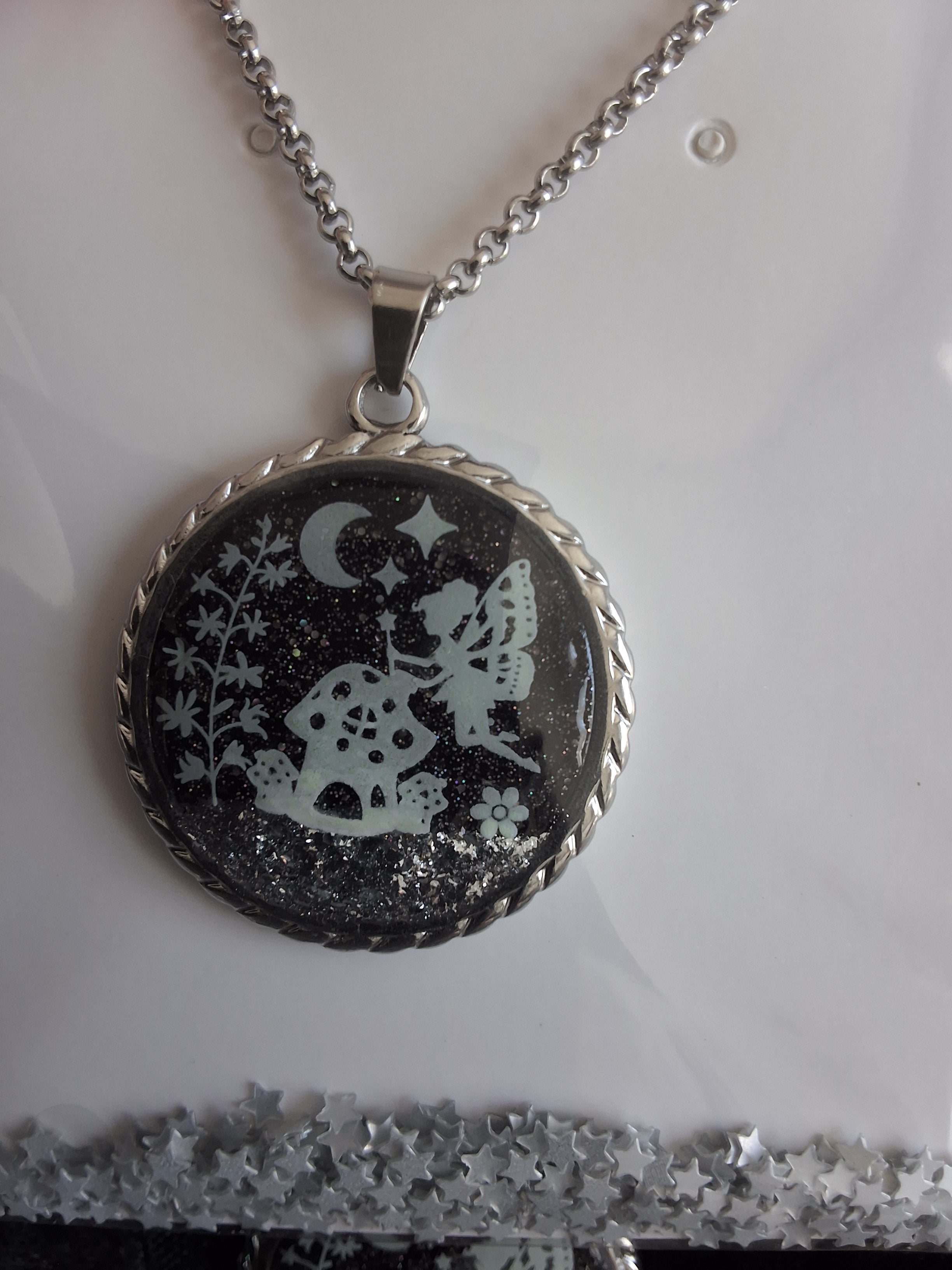 Collier avec pendentif rond à corde de la fée félicia argent