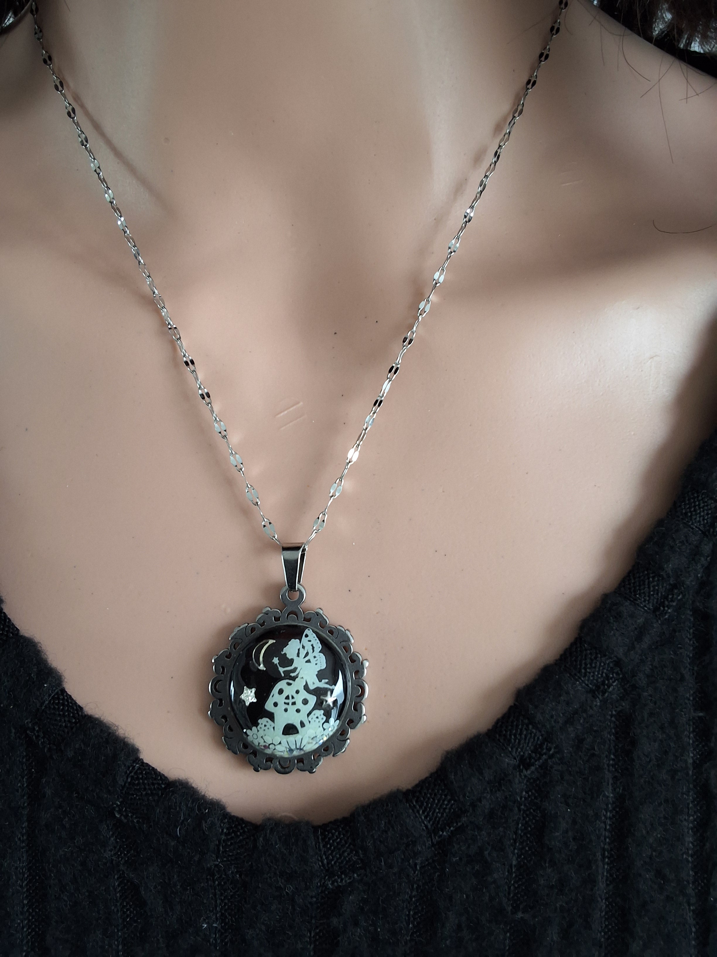 Collier de la fée félicia sur petite perle magique