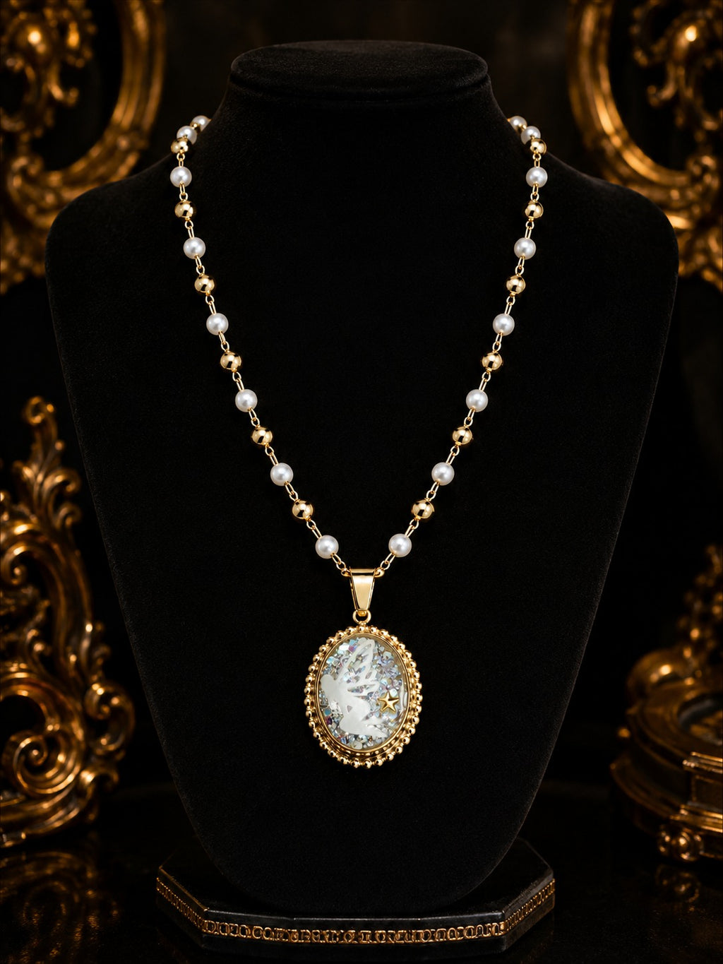 Collier Stellia – Fée lumineuse aux petites perles blanches