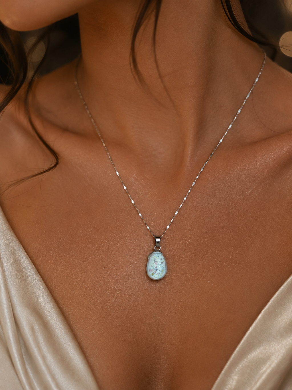 Collier goutte déglace des montagnes