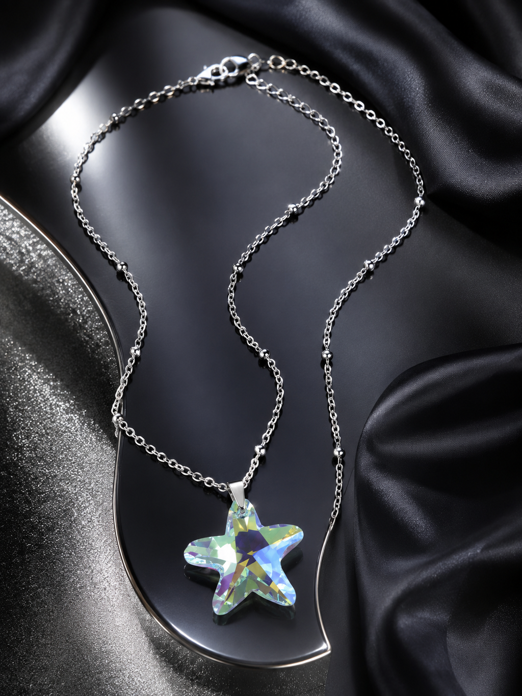 Le collier grosse étoile de mer en cristal argenté