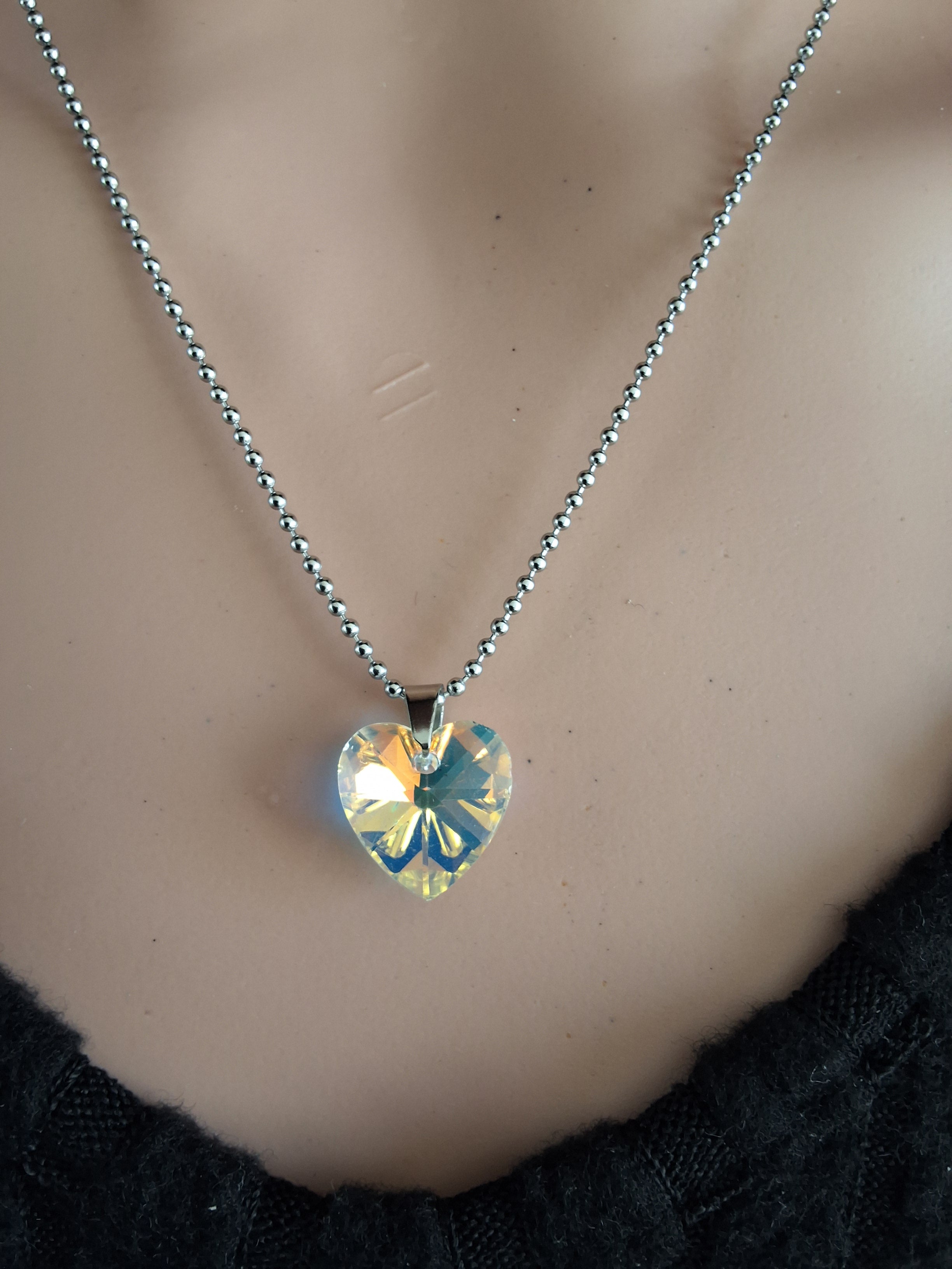 Collier petit cœur en cristal argent