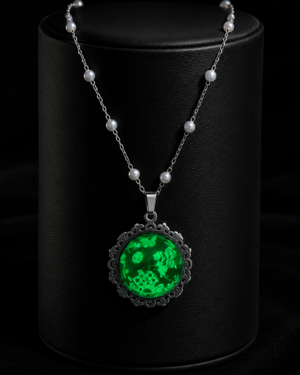 Collier rond à dentelle moyenne perle blanche de la fée félicia