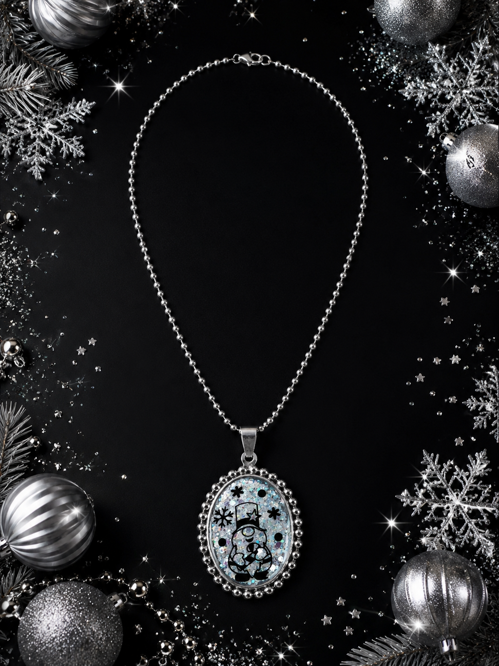Collier Lutin du Père Noël – Magie Fluorescente bleu