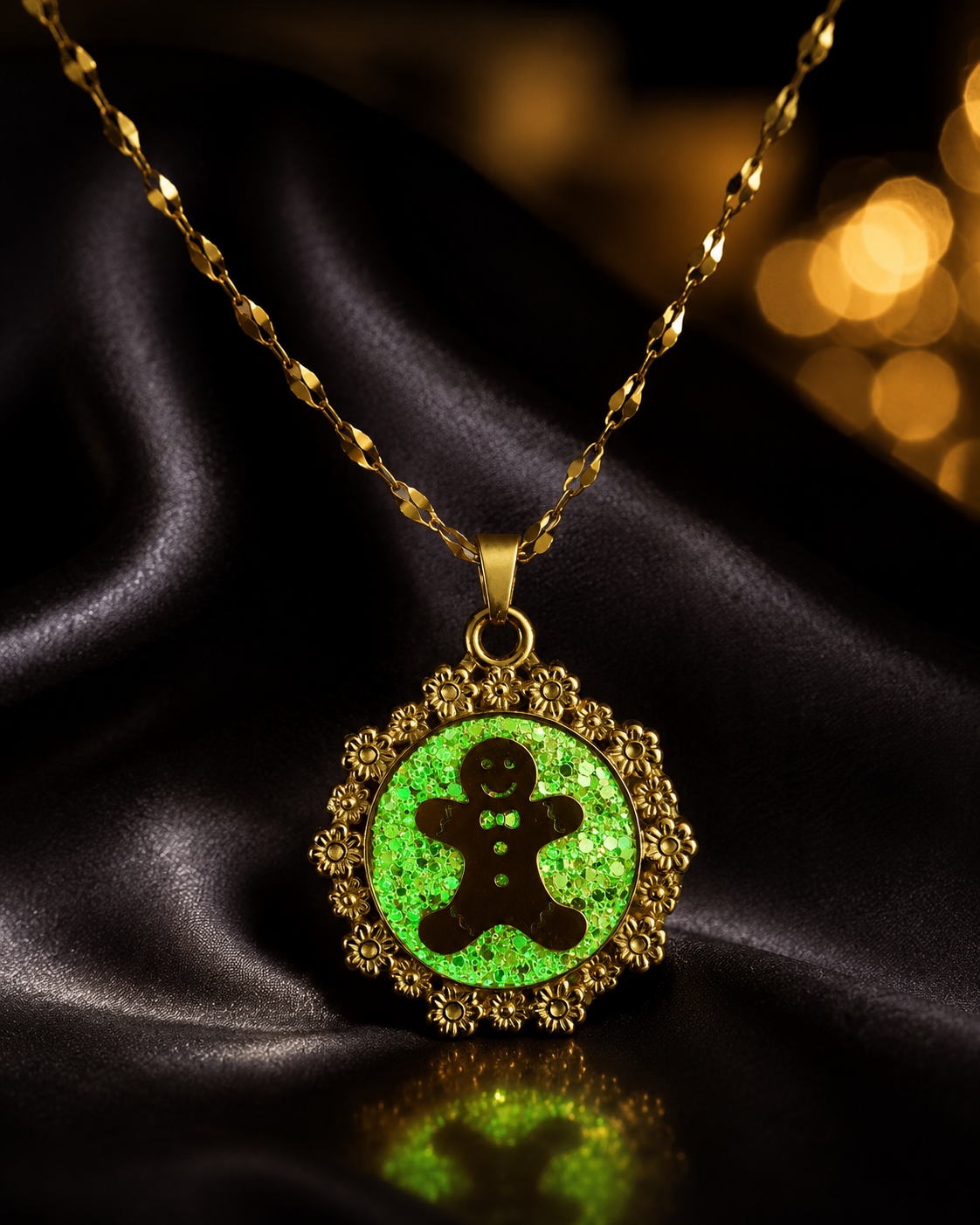 Collier petit biscuit fluorescent version courte or