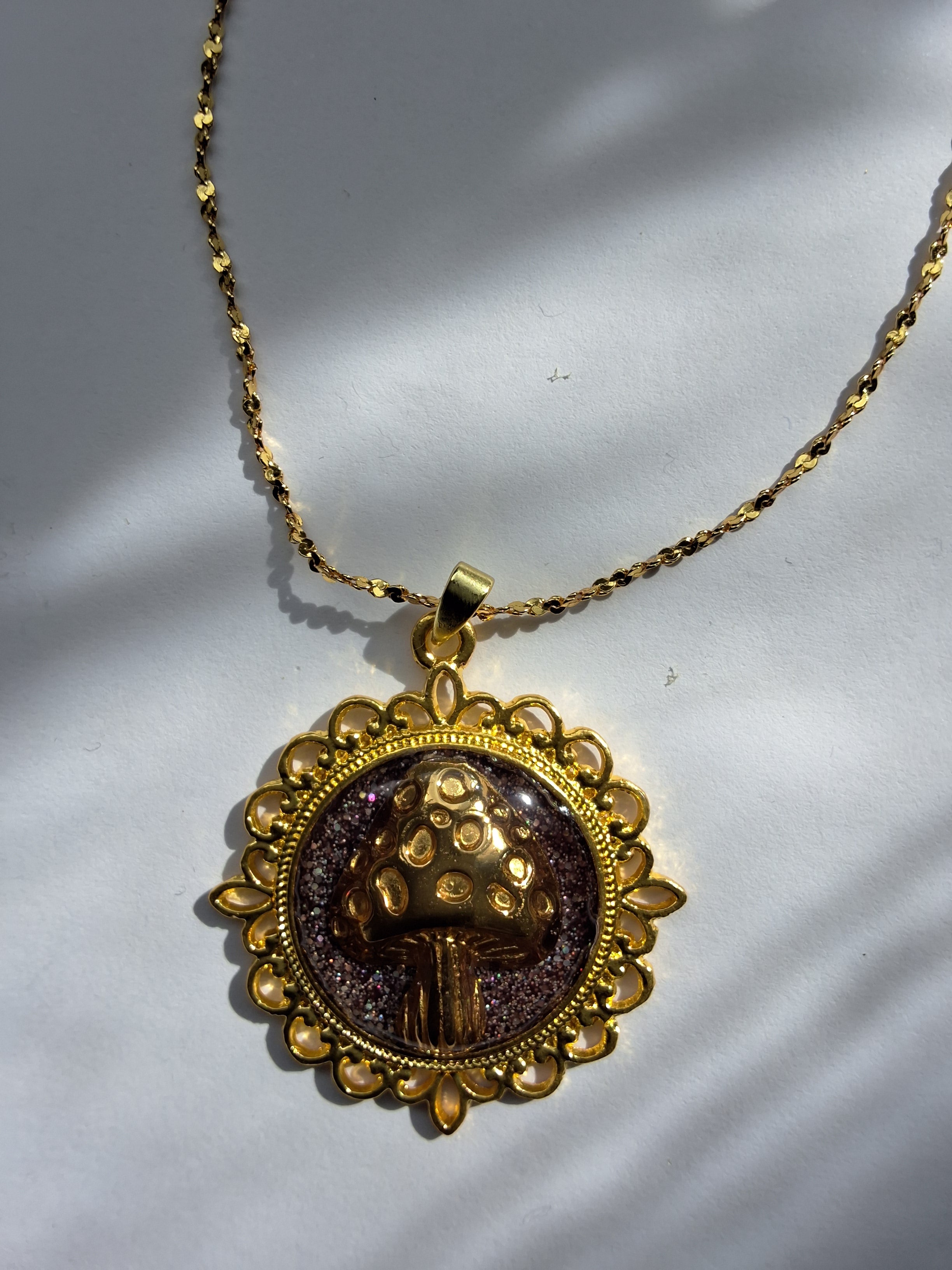 Collier champignon magique