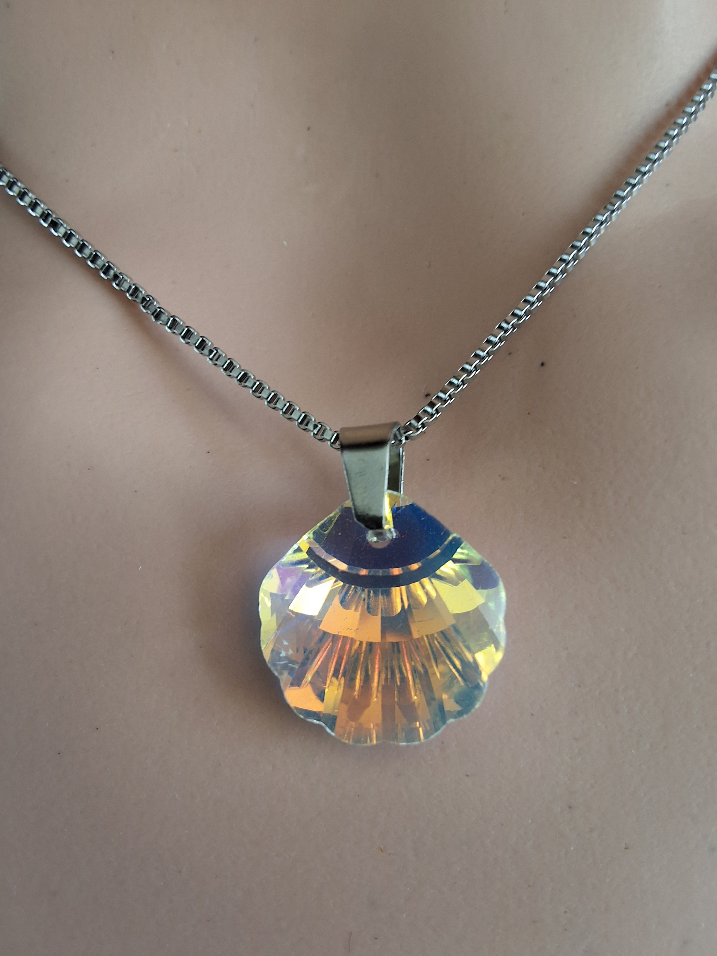Collier coquillage en cristal argent