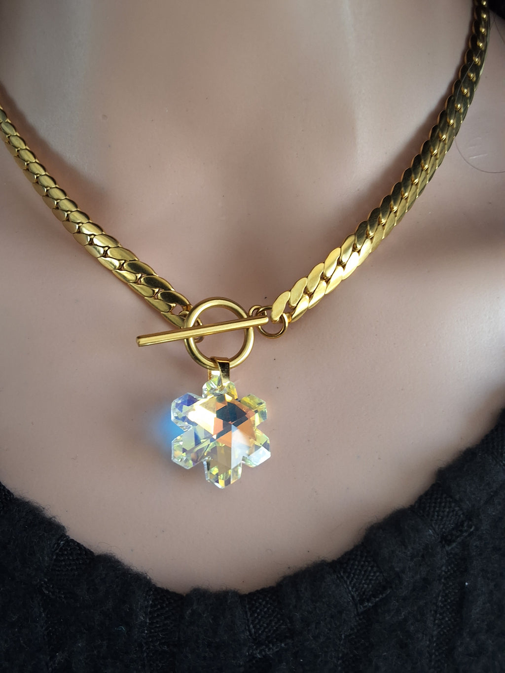 Collier étoile pharmacie or