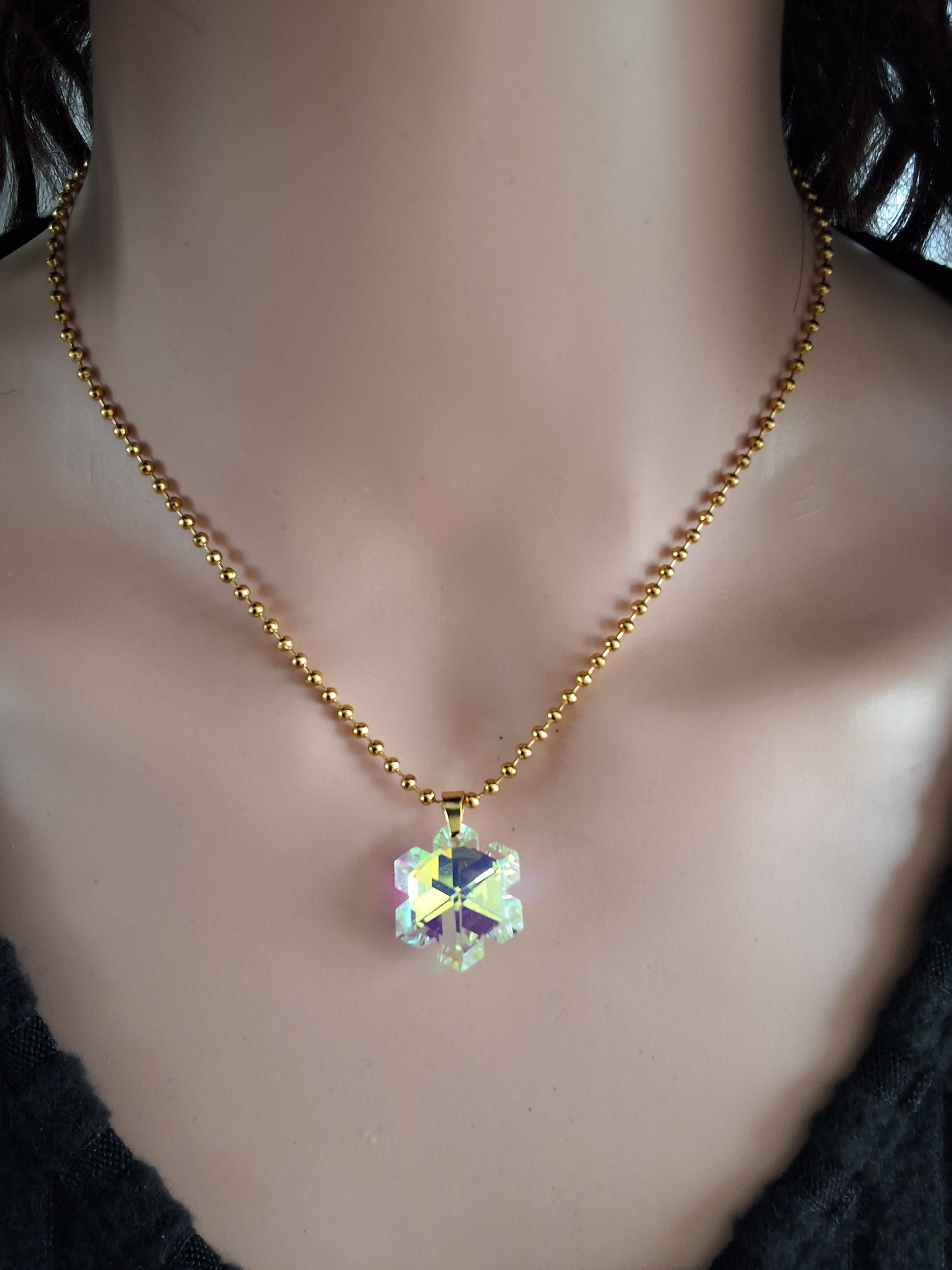 Collier gros flocon de neige en cristal or
