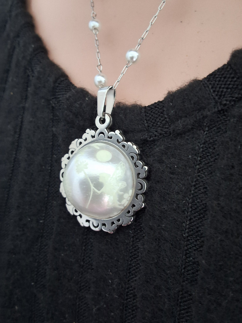 Collier rond à dentelle moyenne perle blanche de la fée kanys