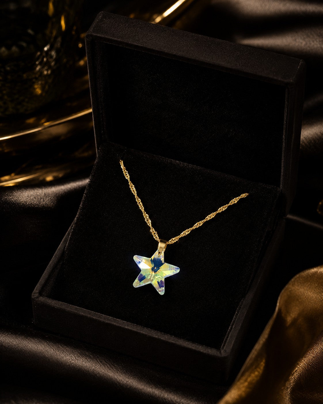 Le collier étoile du ciel en cristal doré