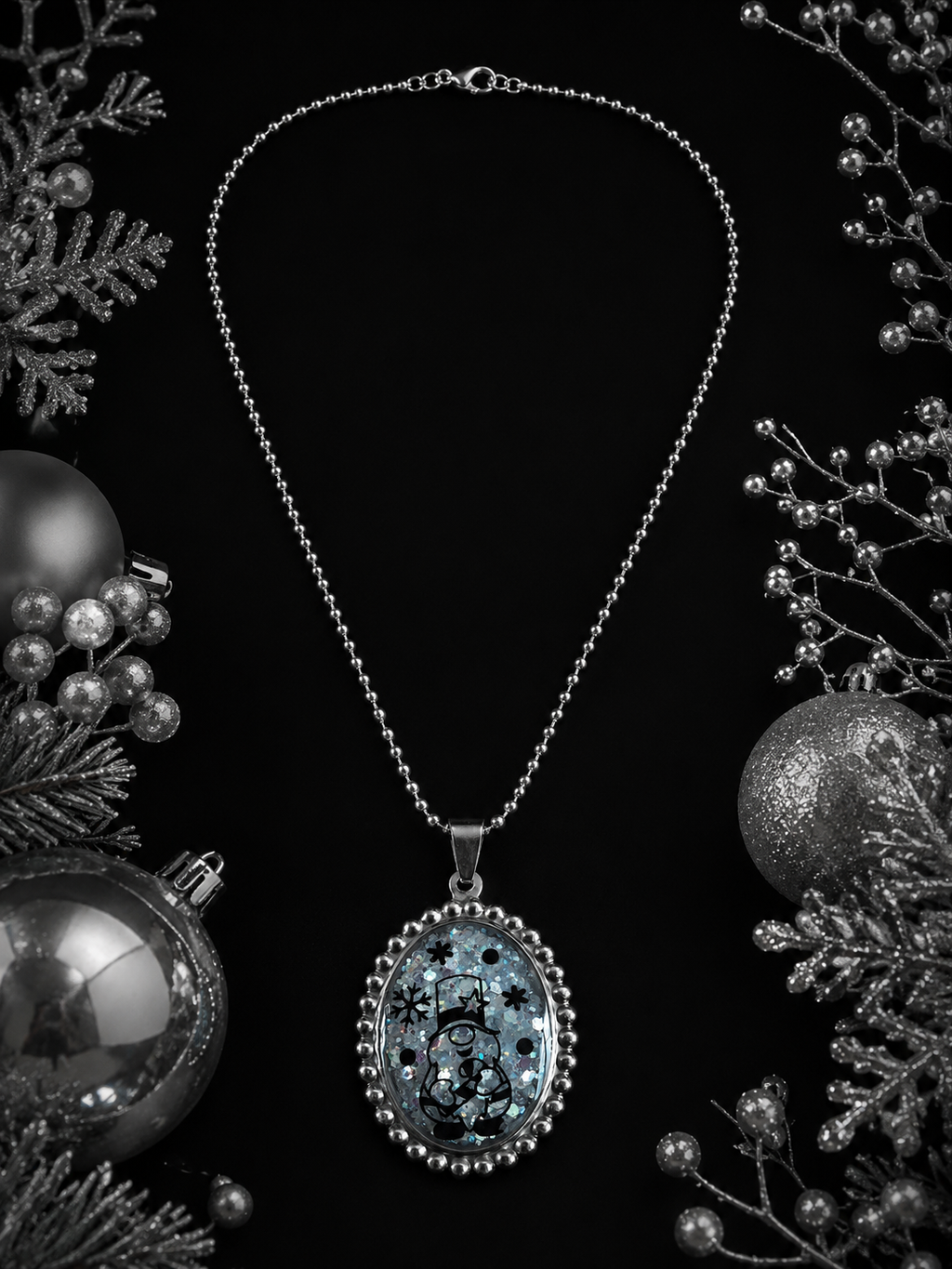 Collier Lutin du Père Noël – Magie Fluorescente vert
