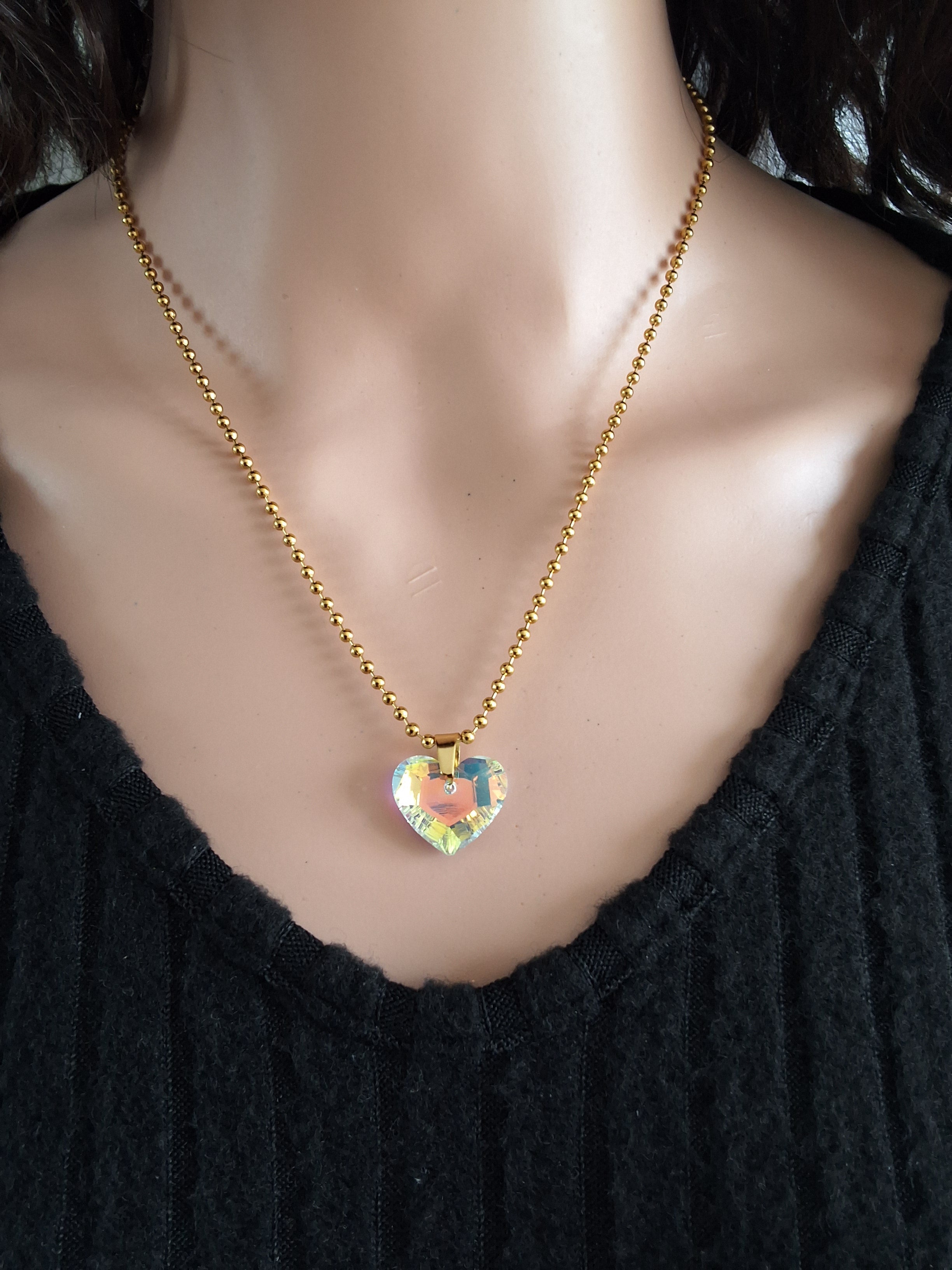 Collier gros cœur en cristal or
