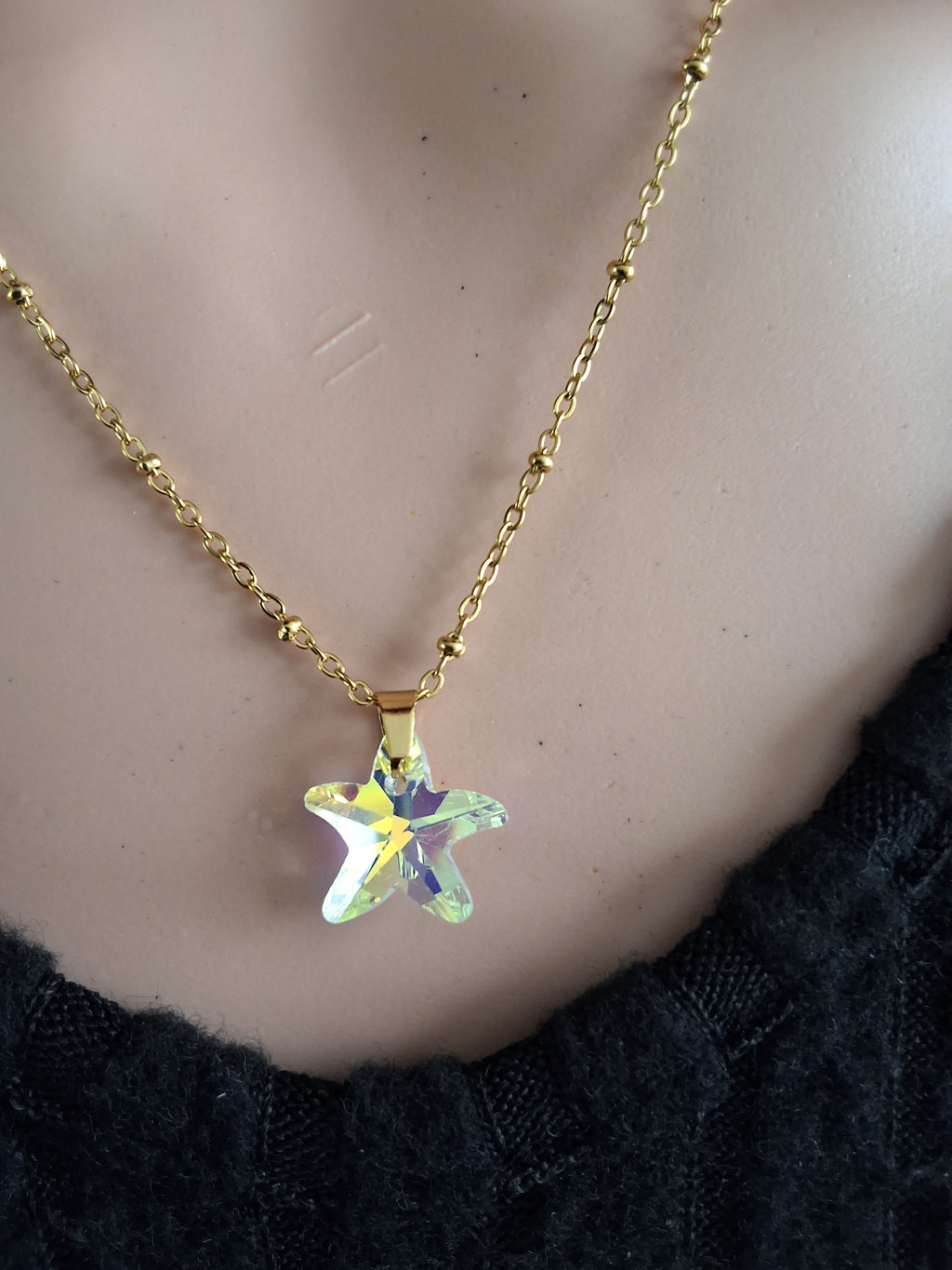 Collier petite étoile de mer en cristal or