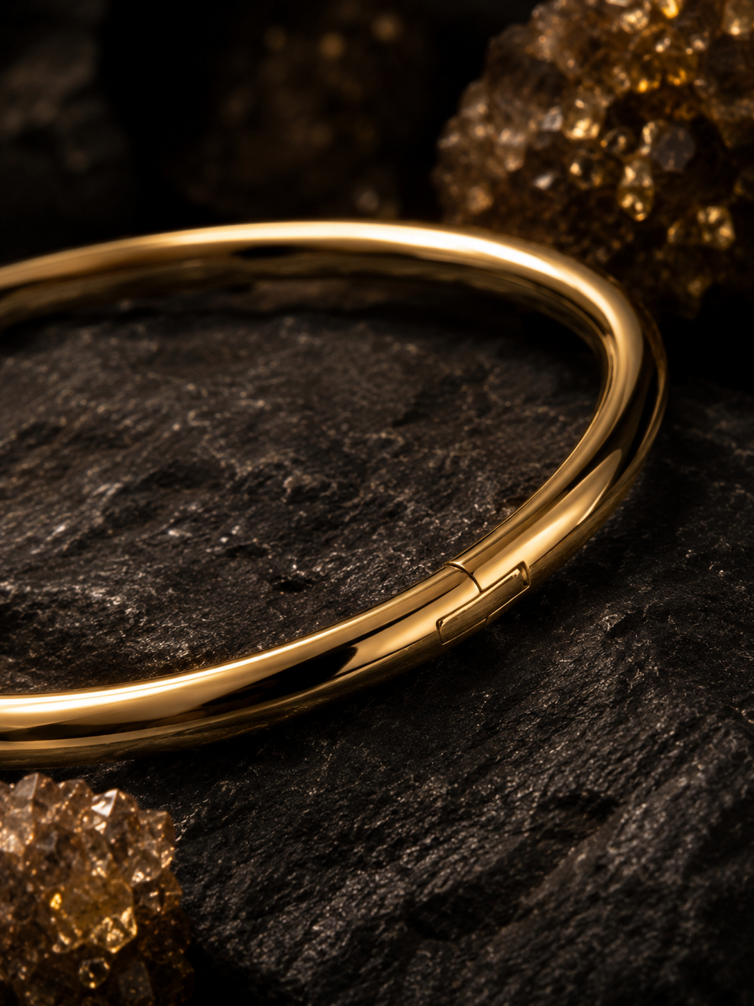 Bracelet jonc rigide doré
