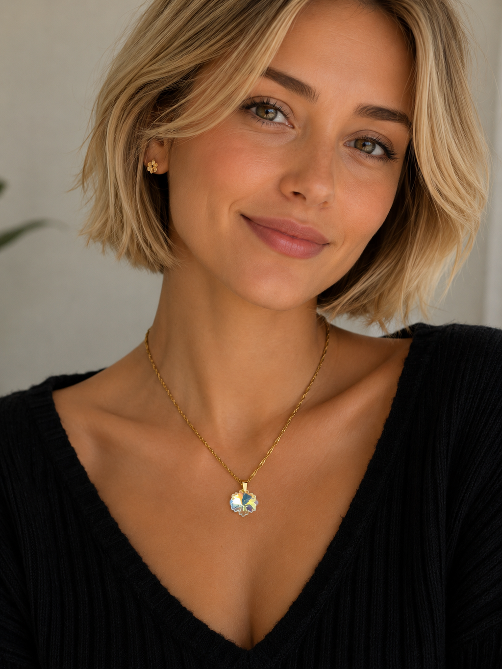 Collier petit flocon de neige en cristal or 1
