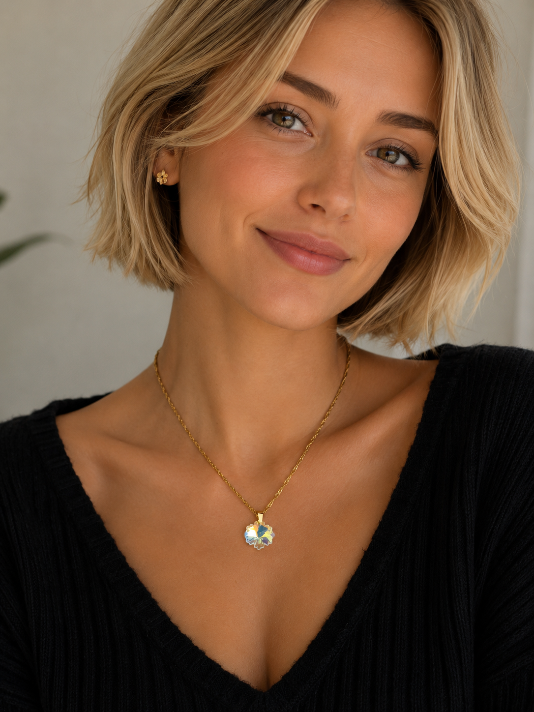 Collier petit flocon de neige en cristal or 1