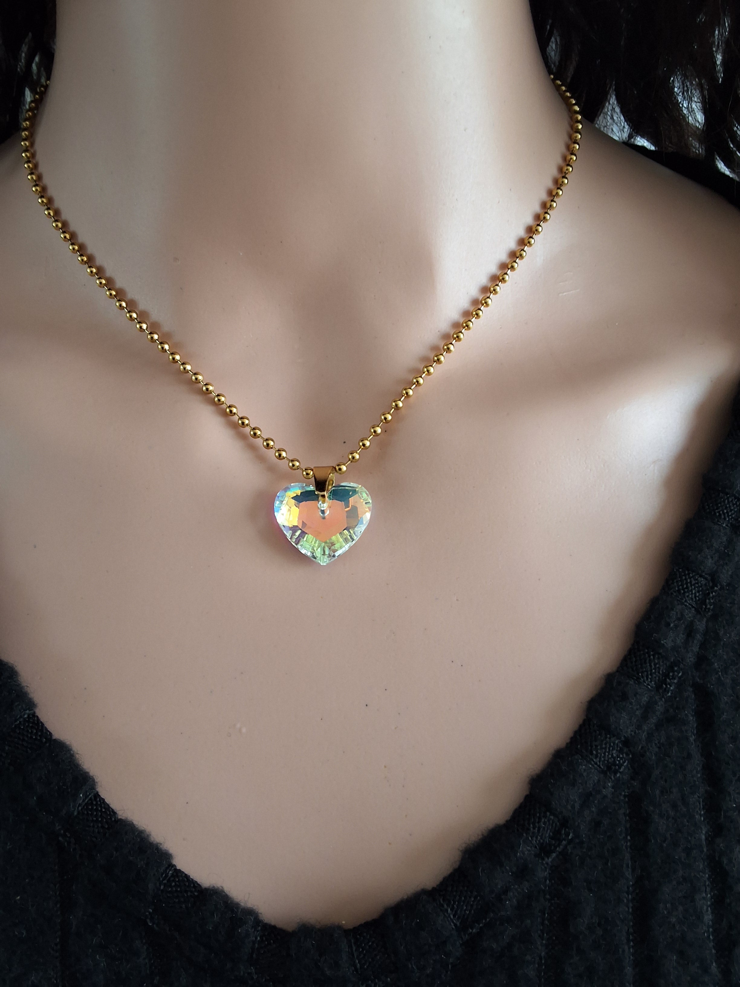 Collier gros cœur en cristal or