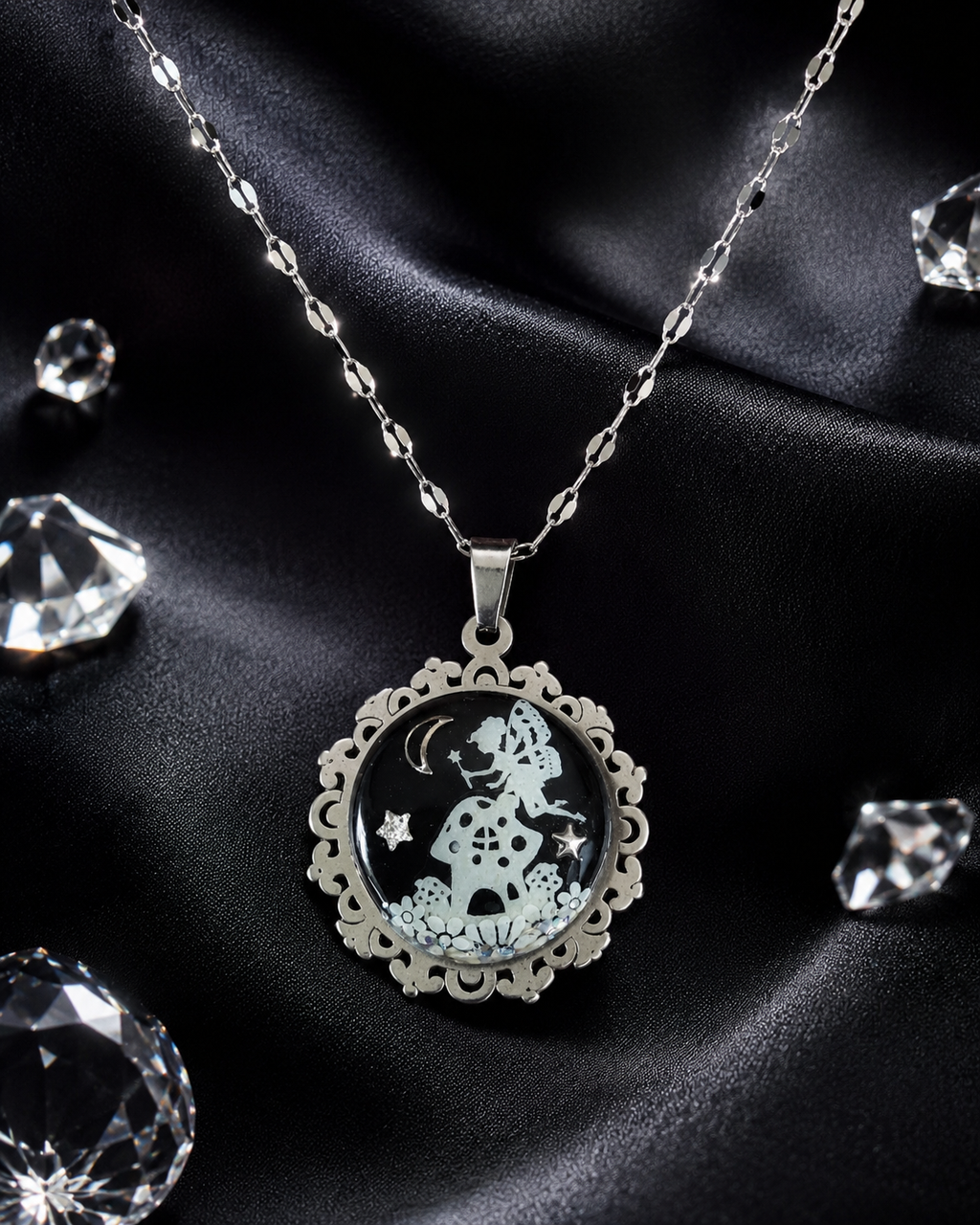 Collier de la fée félicia sur petite perle magique