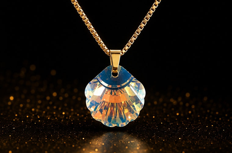 Collier coquillage en cristal doré